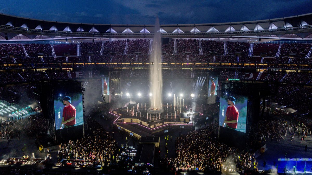 Vista general durante el concierto del cantante Dellafuente, en el Estadio Riyadh Air Metropolitano, a 20 de junio de 2025, en Madrid