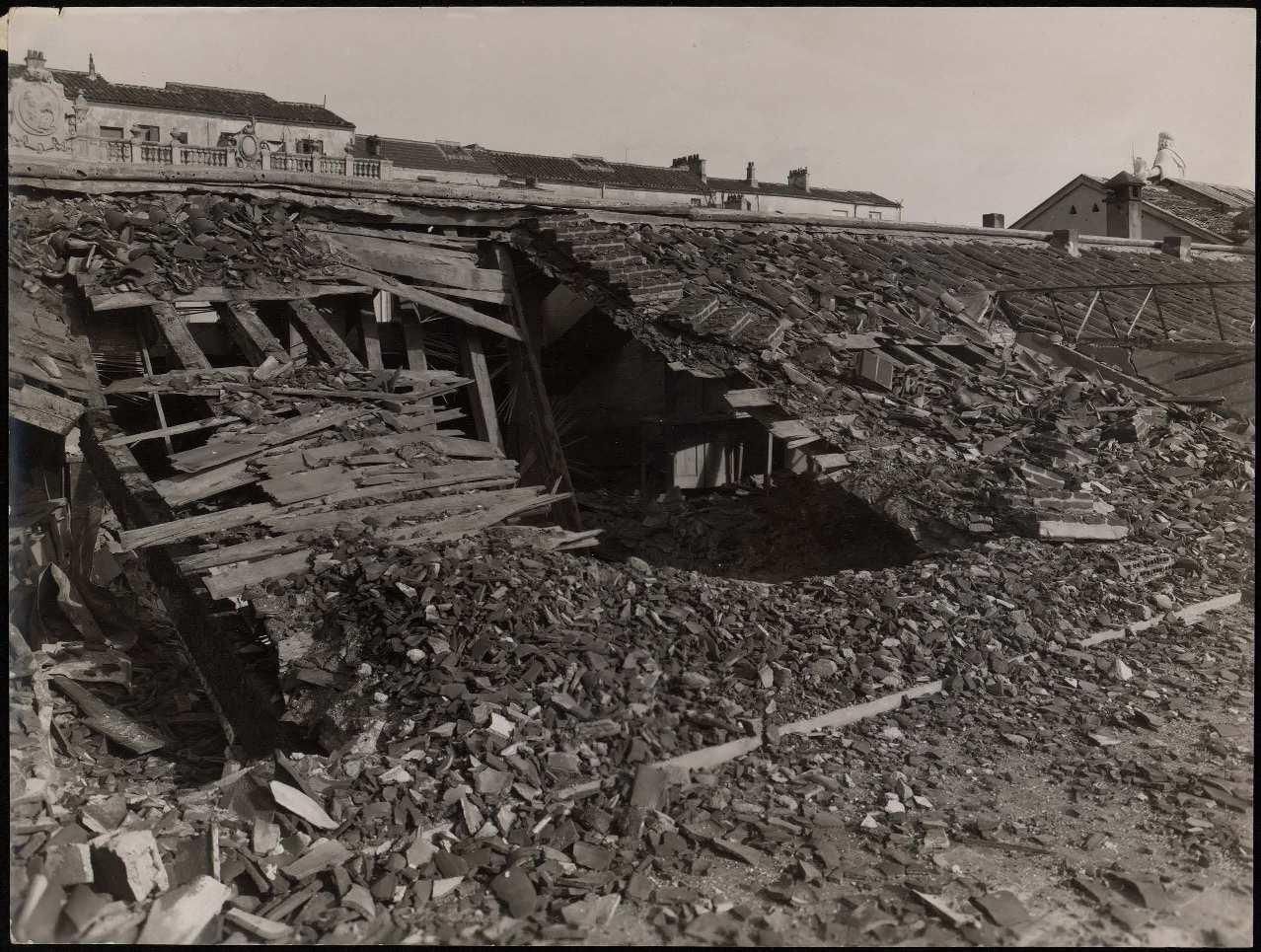Destrozos de los bombardeos sobre el Hospital San Carlos y el Hospital Provincial de Madrid durante la Guerra Civil